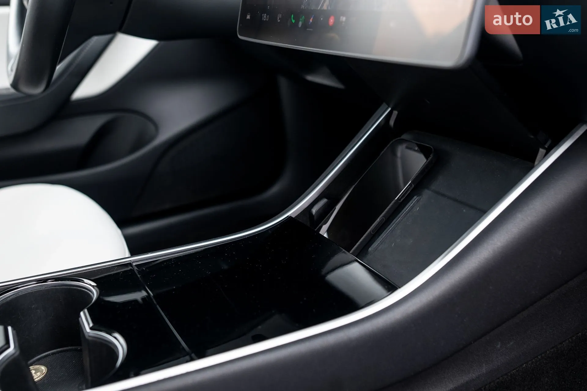 2018 Tesla Model 3 - мініатюра 24