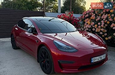 Седан Tesla Model 3 2022 в Одессе