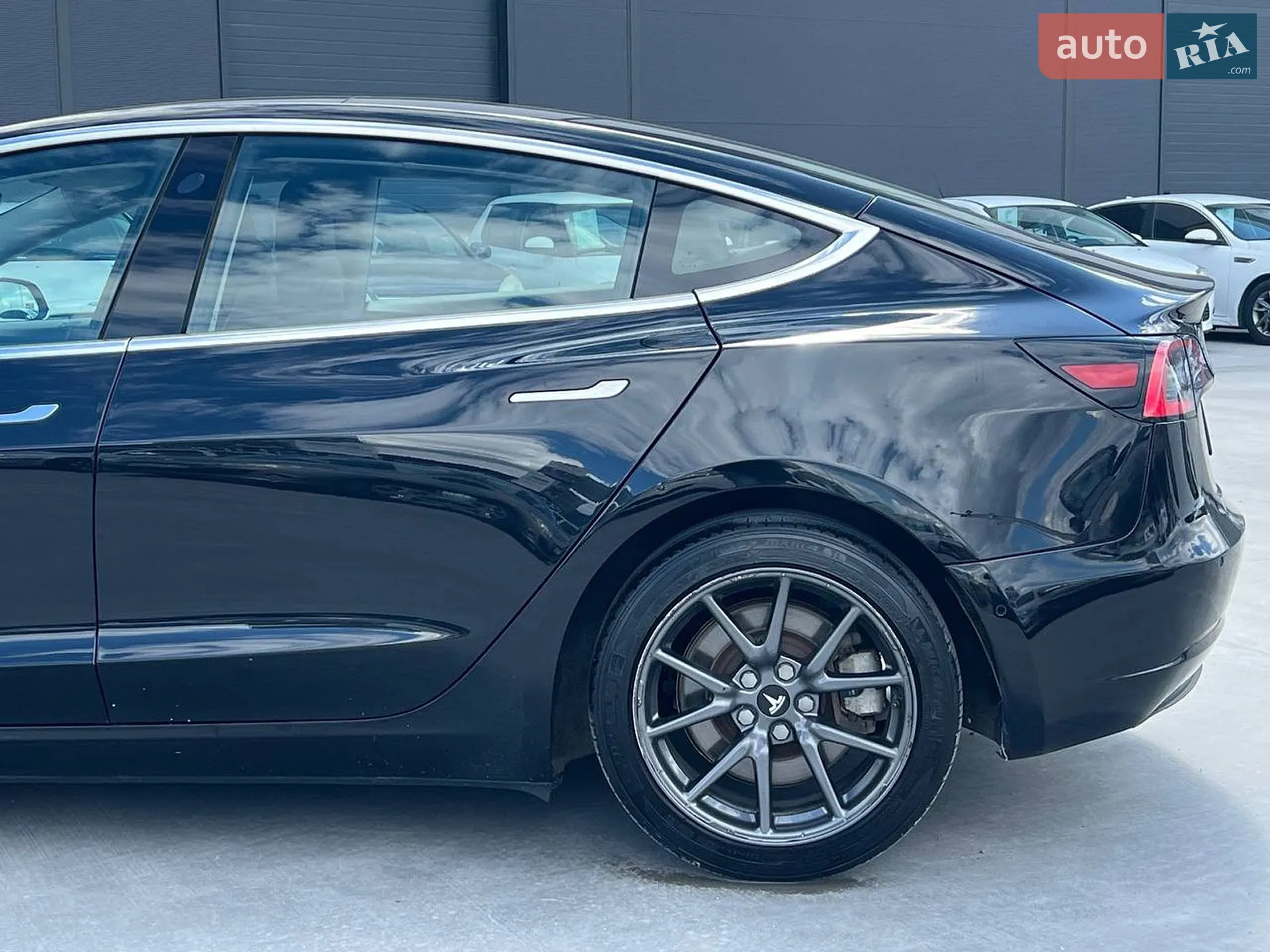 2018 Tesla Model 3 - мініатюра 4