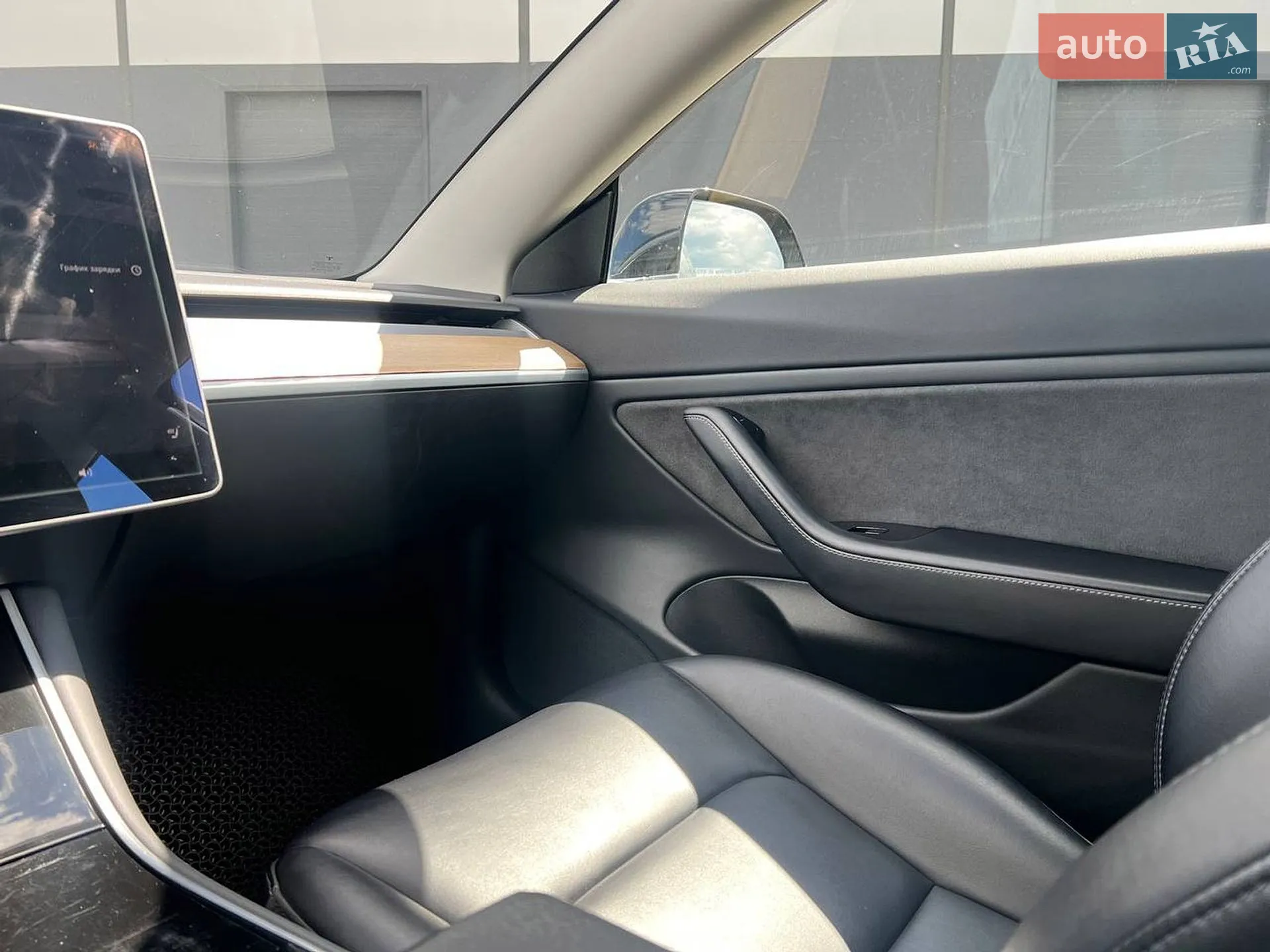 2018 Tesla Model 3 - мініатюра 32