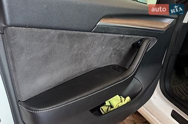 Седан Tesla Model 3 2023 в Одесі