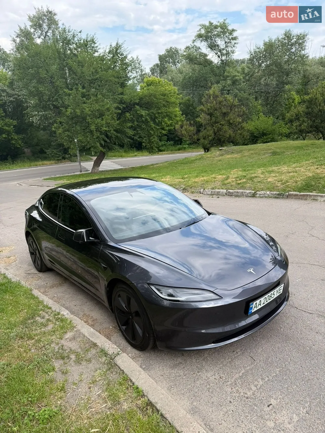 2024 Tesla Model 3 - мініатюра 3