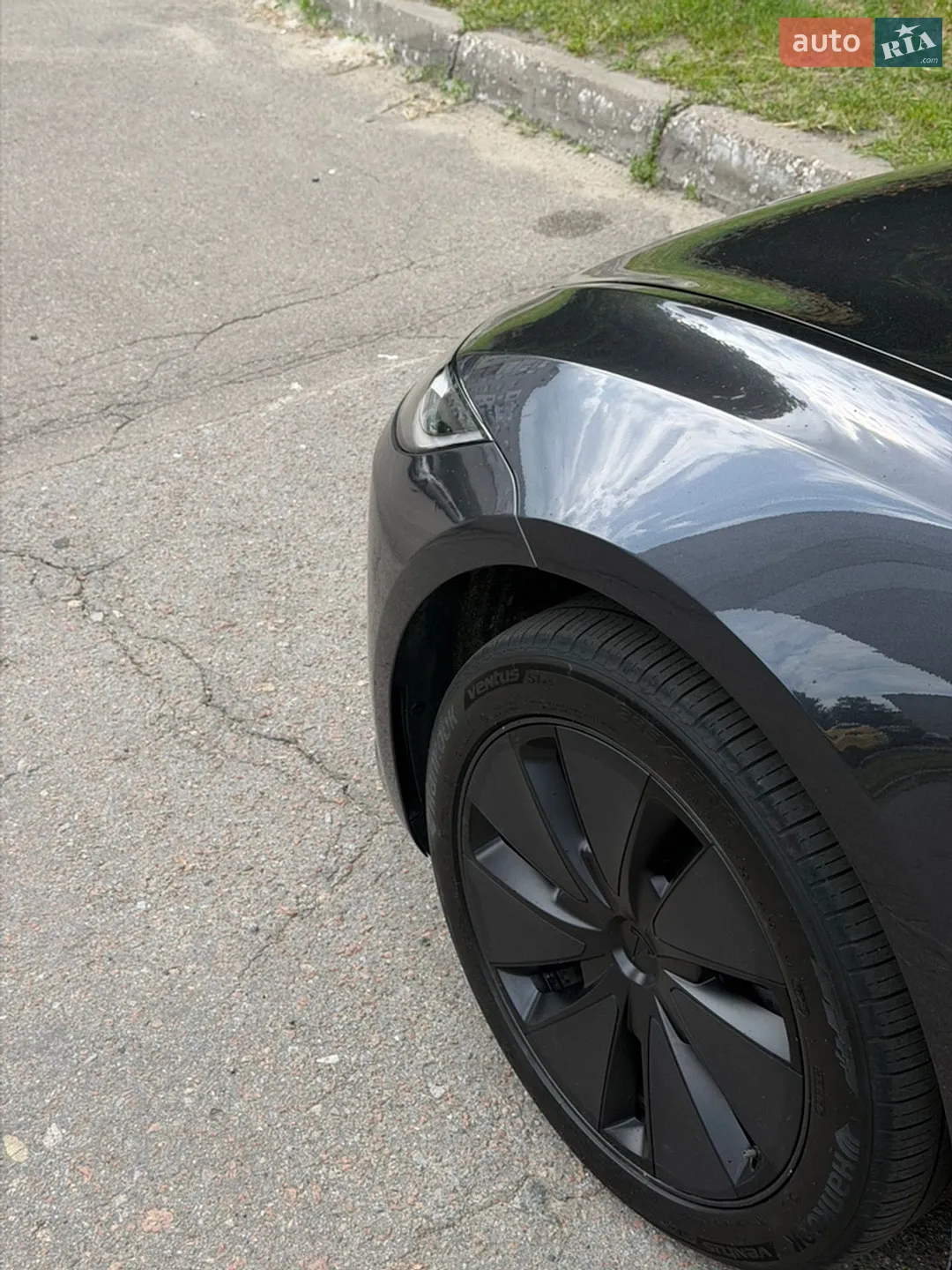 2024 Tesla Model 3 - мініатюра 8