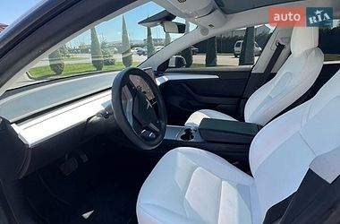 Седан Tesla Model 3 2021 в Львові