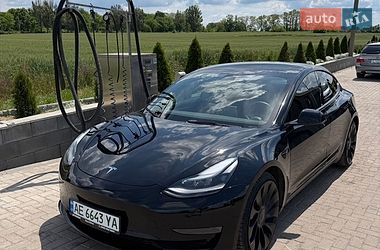 Седан Tesla Model 3 2021 в Днепре