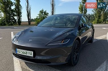 Седан Tesla Model 3 2024 в Харкові