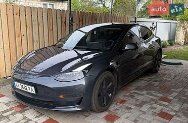 Седан Tesla Model 3 2023 в Броварах
