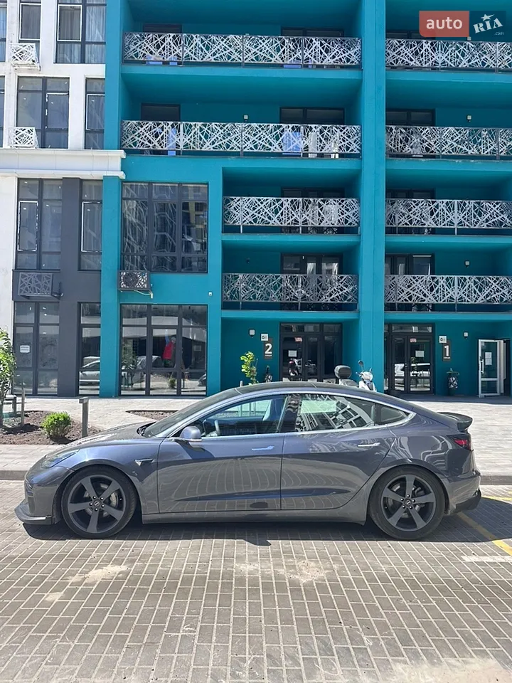2019 Tesla Model 3 - мініатюра 8