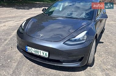 Седан Tesla Model 3 2019 в Ужгороде