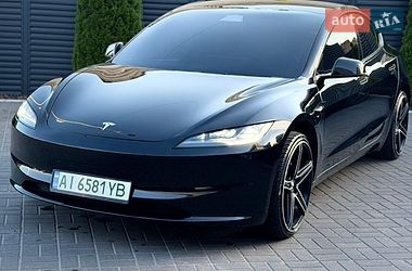 tesla model-3 2024 в Черкаси від професійного продавця Віталій