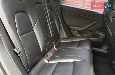 Седан Tesla Model 3 2021 в Луцьку