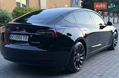 Седан Tesla Model 3 2022 в Тернополе