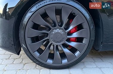 Седан Tesla Model 3 2022 в Тернополе