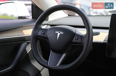 Седан Tesla Model 3 2021 в Харкові