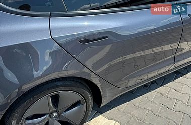 Седан Tesla Model 3 2021 в Кривому Розі