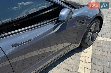 Седан Tesla Model 3 2021 в Кривому Розі