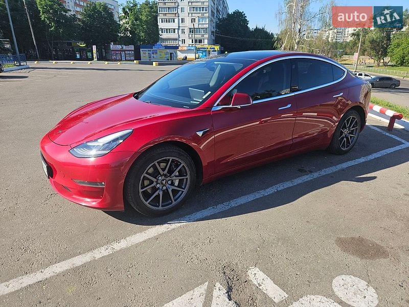 Седан Tesla Model 3 2019 в Харькове