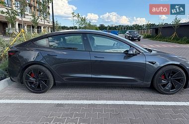 Седан Tesla Model 3 2024 в Киеве