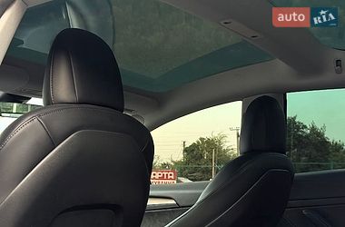 Седан Tesla Model 3 2021 в Запорожье