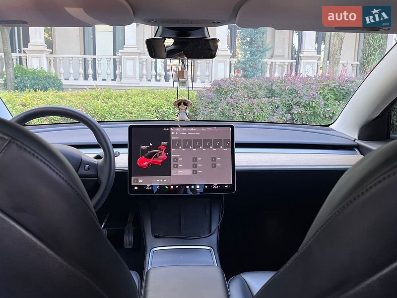 Седан Tesla Model 3 2020 в Одессе