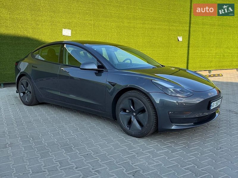 Tesla Model 3 2021