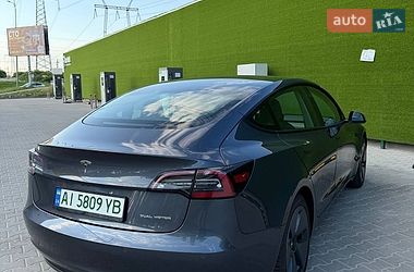 Седан Tesla Model 3 2021 в Киеве