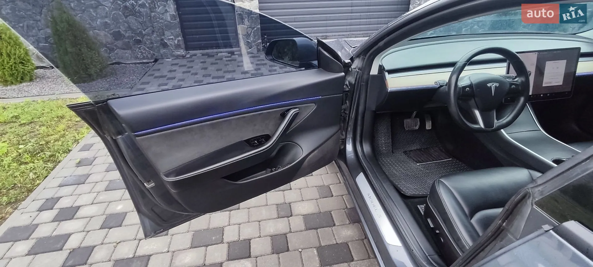 2018 Tesla Model 3 - мініатюра 11