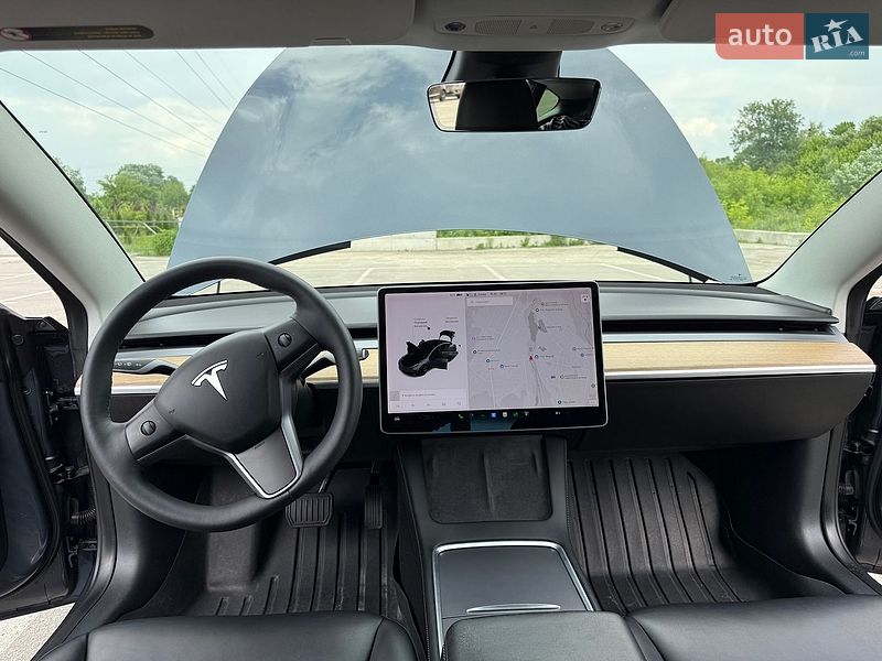 Седан Tesla Model 3 2021 в Ірпені