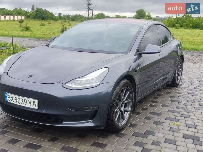 Tesla Model 3 2018 Tesla Model 3 2018