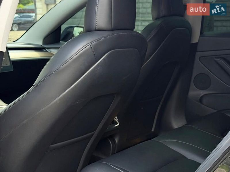 Седан Tesla Model 3 2021 в Запорожье
