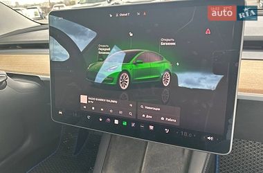 Седан Tesla Model 3 2022 в Чугуеве