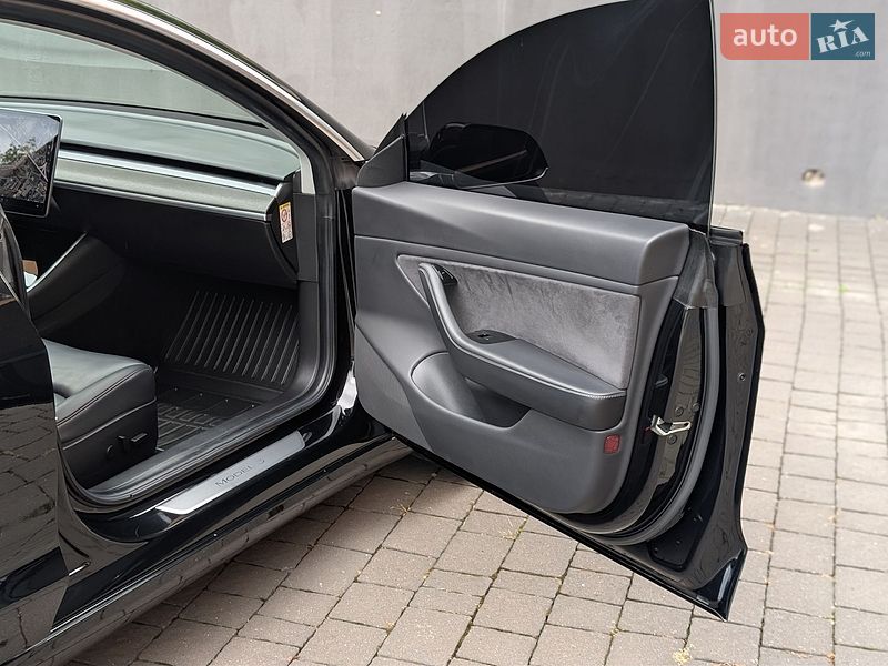 Седан Tesla Model 3 2019 в Ивано-Франковске фото 55 Седан Tesla Model 3 2019 в Ивано-Франковске