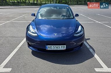 Седан Tesla Model 3 2019 в Дніпрі