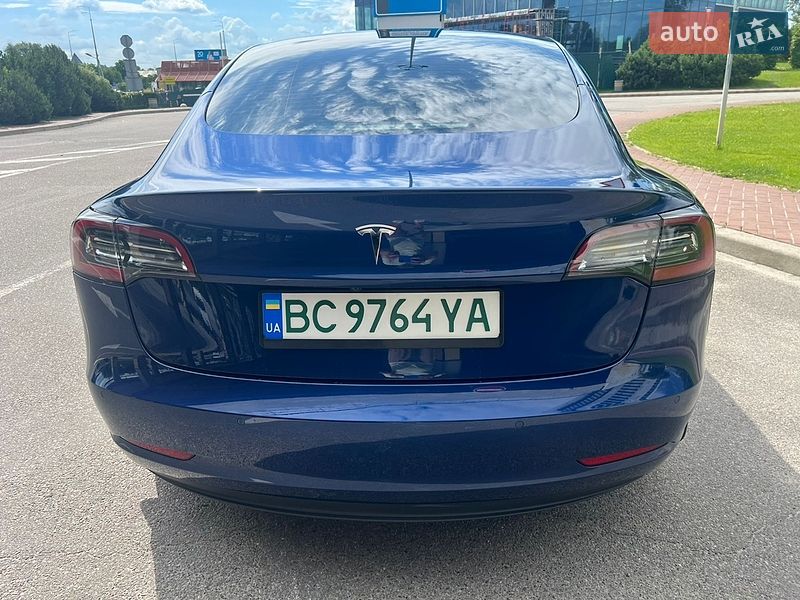 Седан Tesla Model 3 2022 в Киеве фото 6 Седан Tesla Model 3 2022 в Киеве