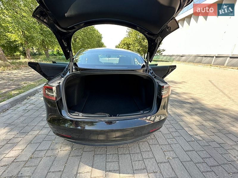 Седан Tesla Model 3 2022 в Запоріжжі фото 15 Седан Tesla Model 3 2022 в Запоріжжі