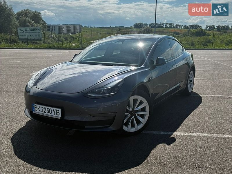 Tesla Model 3 2022 Tesla Model 3 2022