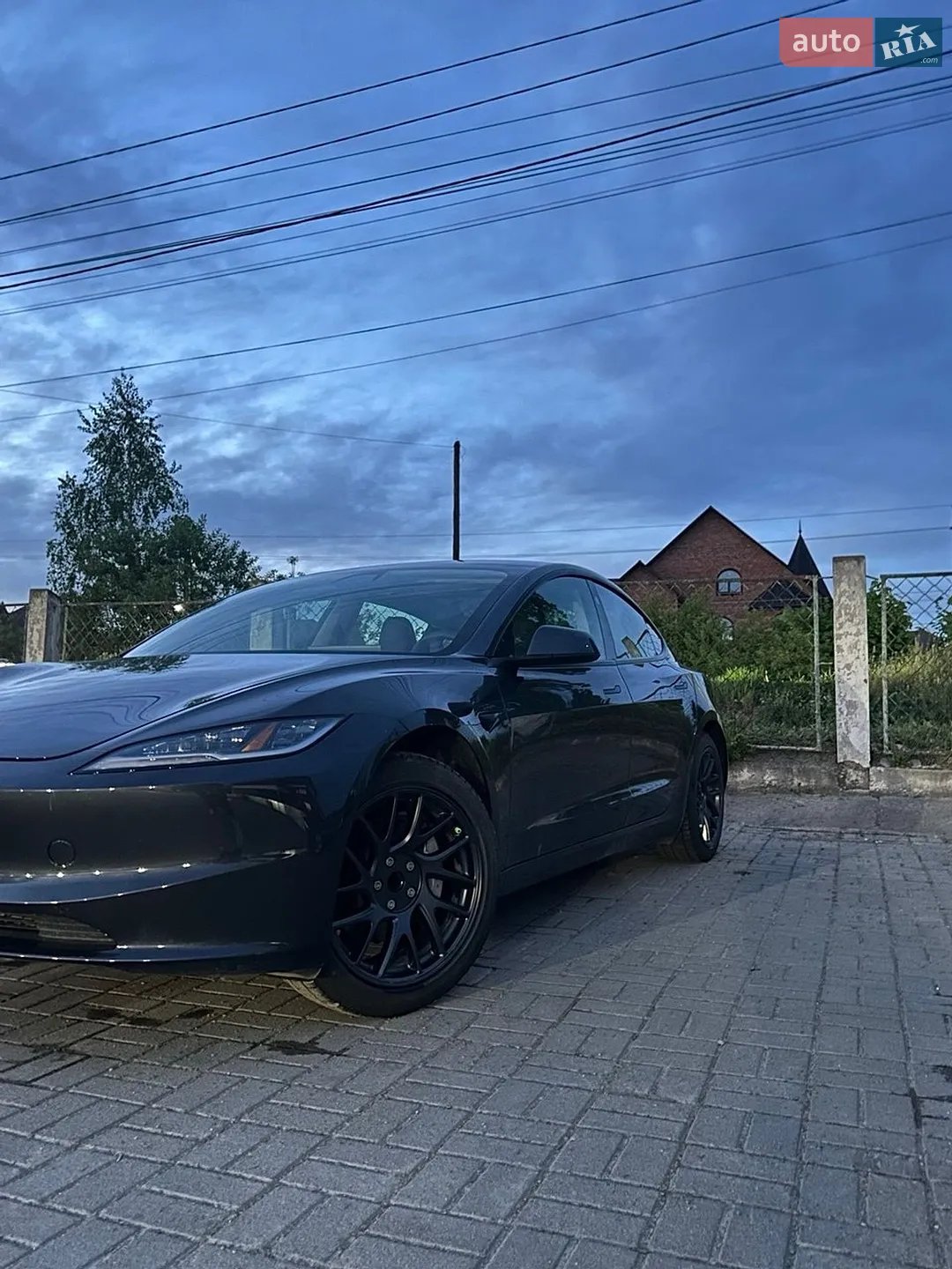2025 Tesla Model 3 - мініатюра 5