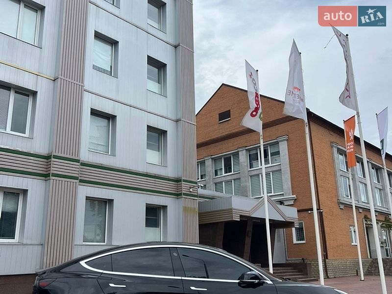 Седан Tesla Model 3 2018 в Киеве