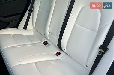 Седан Tesla Model 3 2023 в Харькове