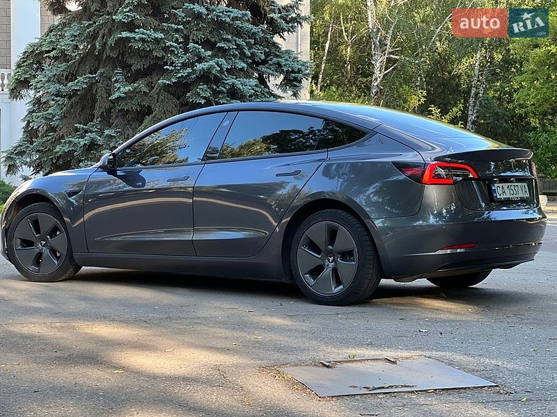 Седан Tesla Model 3 2020 в Запорожье