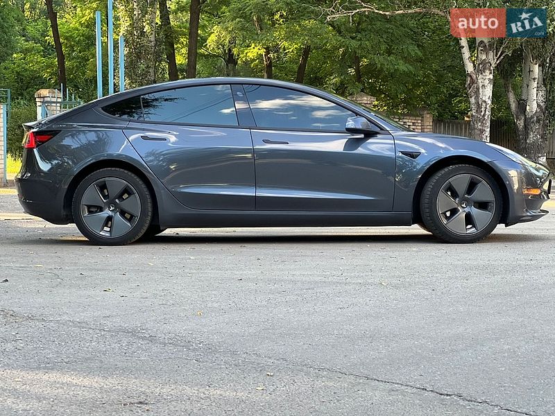 Седан Tesla Model 3 2020 в Запорожье
