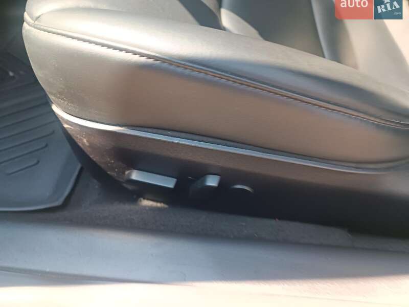 Седан Tesla Model 3 2019 в Харькове фото 12 Седан Tesla Model 3 2019 в Харькове