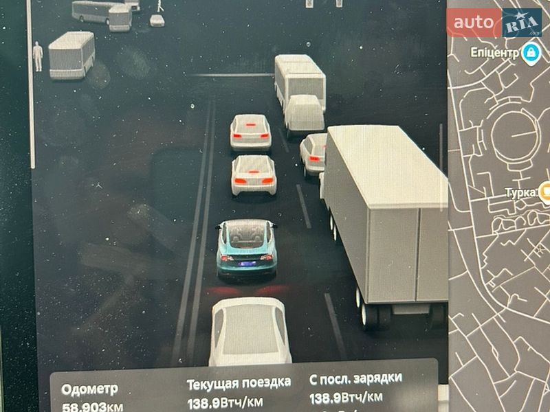 Седан Tesla Model 3 2023 в Киеве