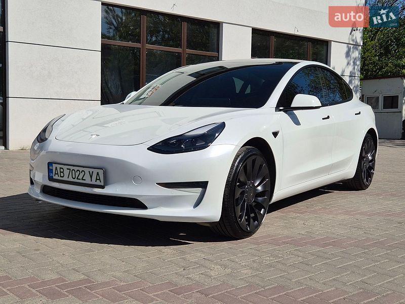 Tesla Model 3 2022