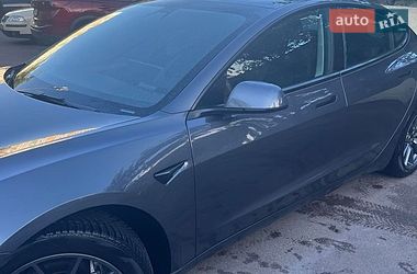 Седан Tesla Model 3 2021 в Києві