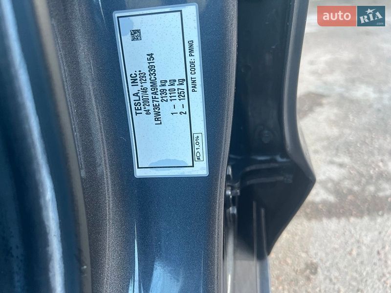 Седан Tesla Model 3 2021 в Києві
