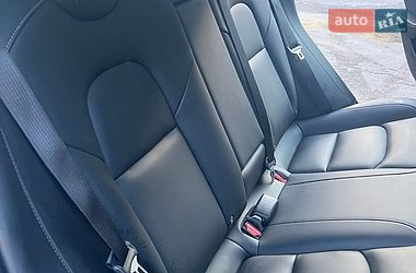 Седан Tesla Model 3 2021 в Києві