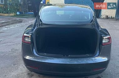 Седан Tesla Model 3 2021 в Києві