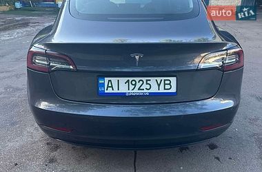 Седан Tesla Model 3 2021 в Києві