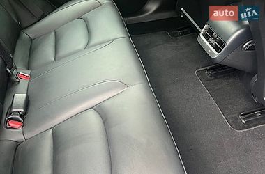 Седан Tesla Model 3 2021 в Києві